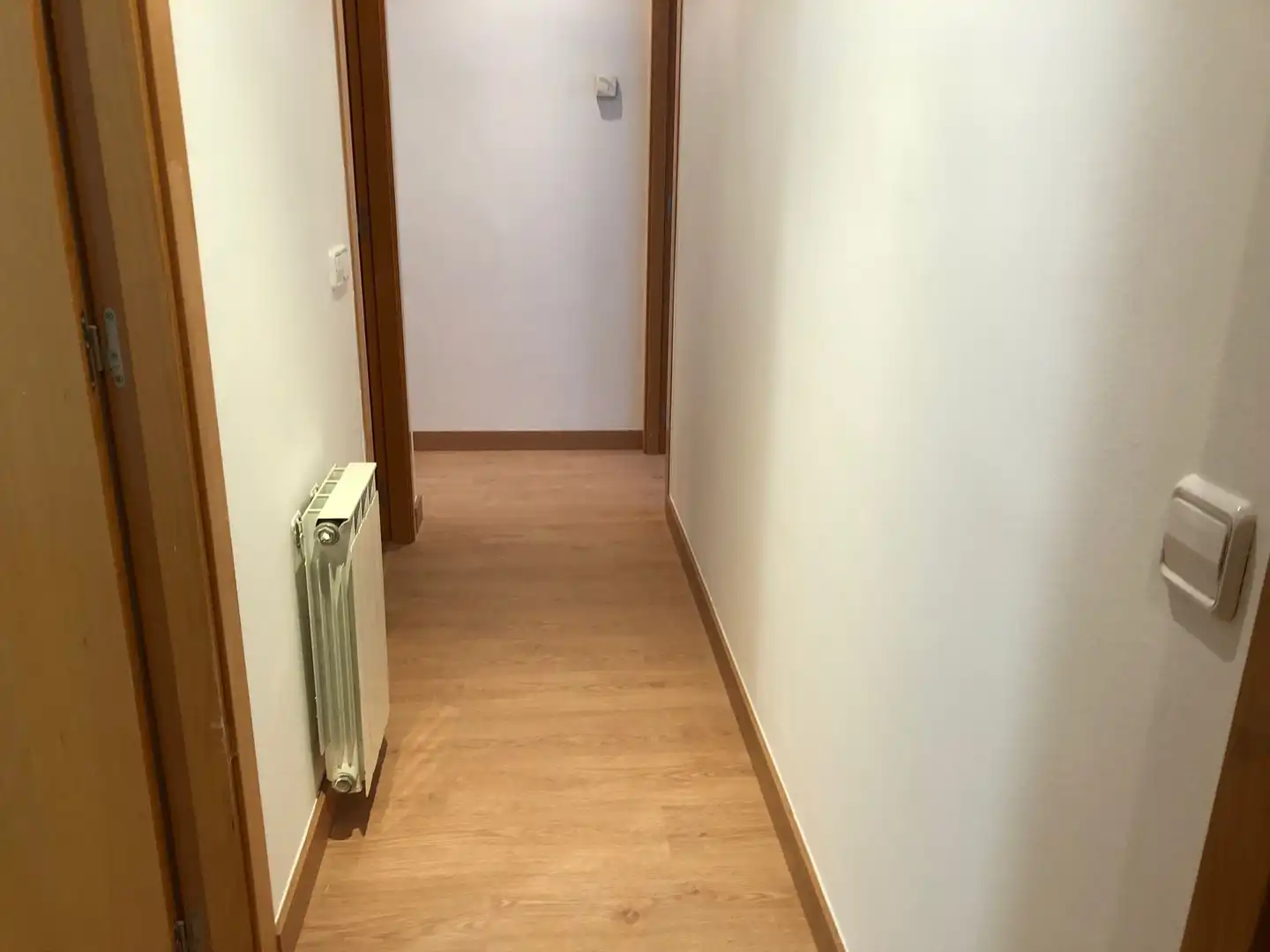 Piso de alquiler en Tàrrega con Calefacción, Parquet y Terraza