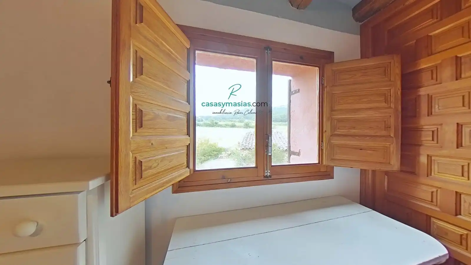 Terrassa de Finca rústica en venda en Sant Martí Sarroca amb Calefacció, Jardí privat i Parquet