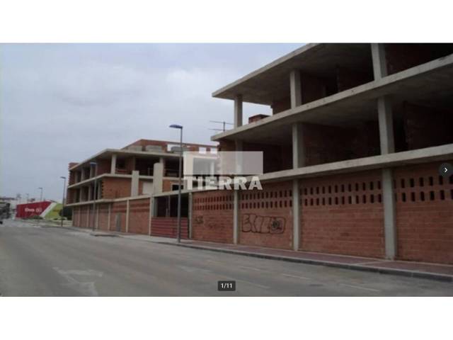 Edificio en Venta en Miguel Delibes en Bullas