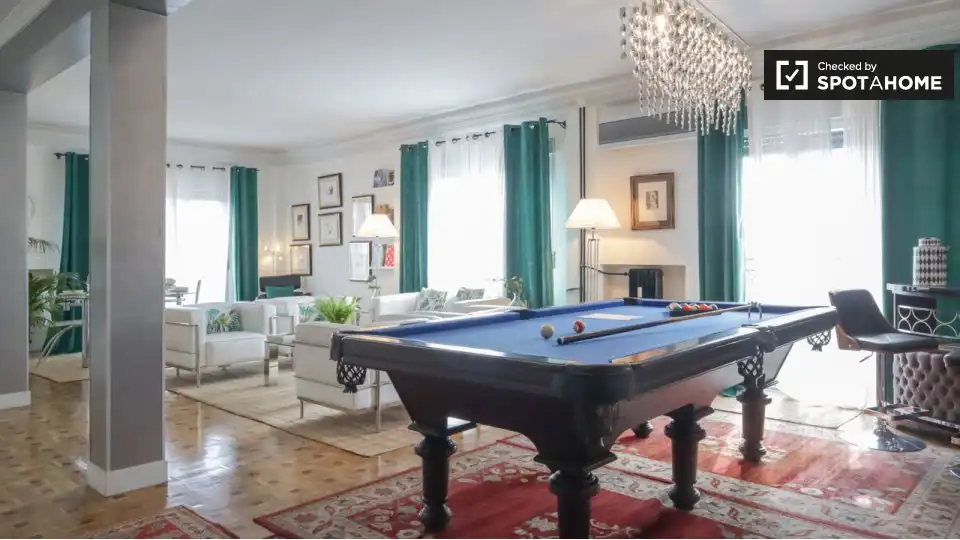 Flat for rent in Castilla