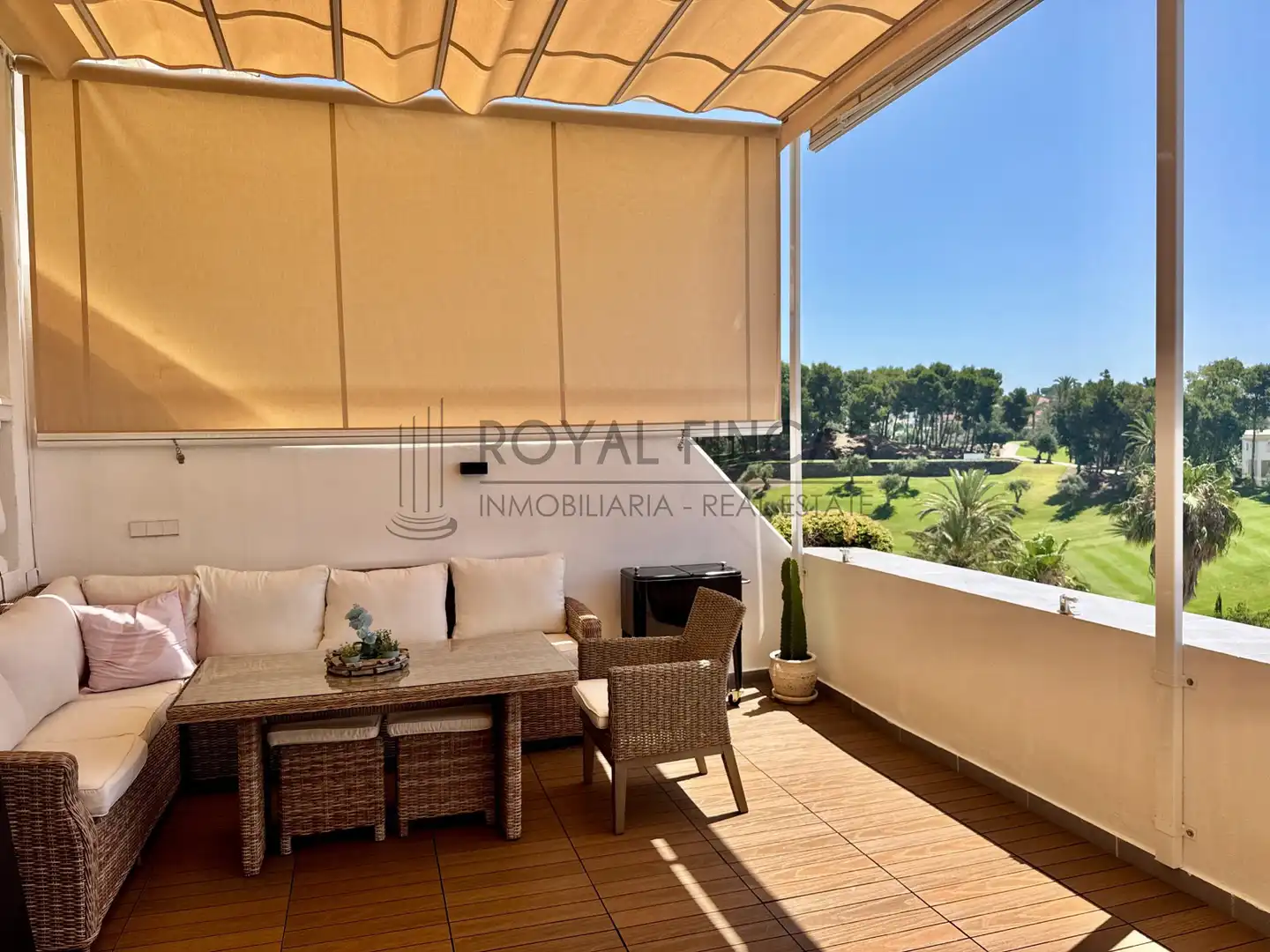 Terrace of Detached homes for sale in Benalmádena  with Air Conditioner, Terrace and Furnished