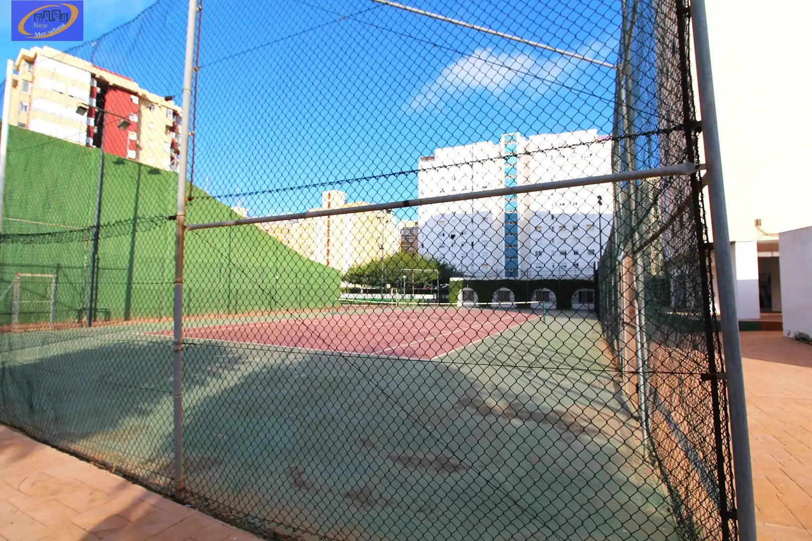 Vista exterior de Apartament de lloguer en La Pobla de Farnals amb Jardí privat, Moblat i Piscina comunitària