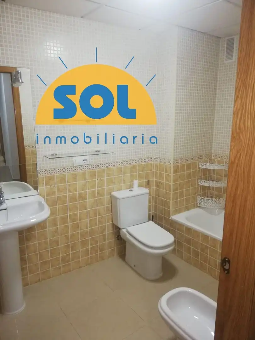 Bany de Pis en venda en Don Benito amb Terrassa