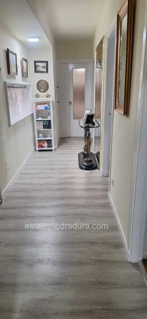 Wohnung zum Verkauf in Santiago de Compostela  mit Terrasse, Abstellraum und Möbliert