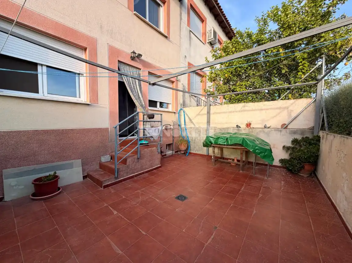 Terraza de Casa adosada en venta en Aldeanueva de Barbarroya con Aire acondicionado, Terraza y Amueblado