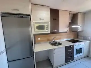 Cocina de Dúplex en venta en San Andrés del Rabanedo con Trastero, Balcón y Jacuzzi