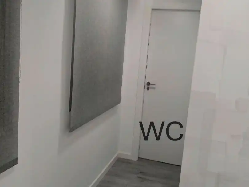 Office for sale in Algemesí  with Air Conditioner