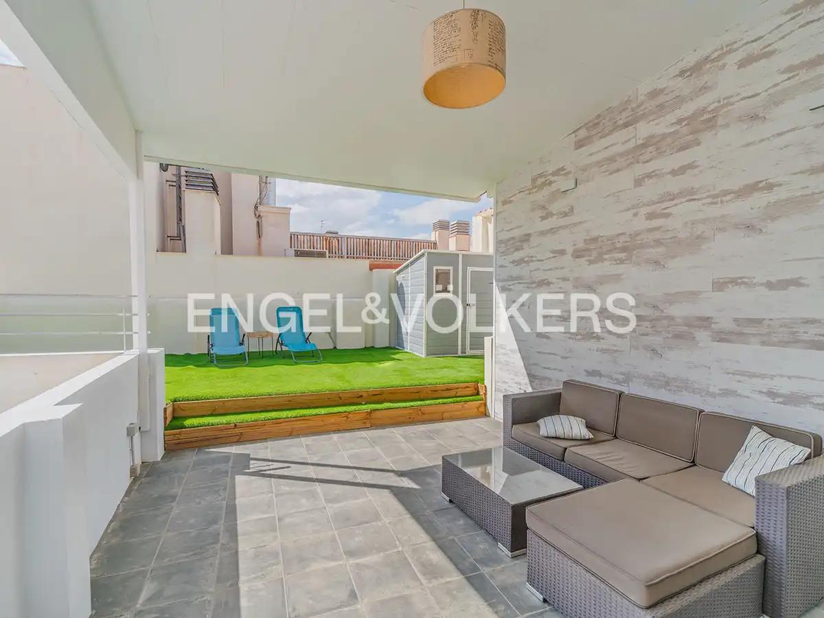 Terraza de Ático de alquiler en Alicante / Alacant con Aire acondicionado, Calefacción y Terraza