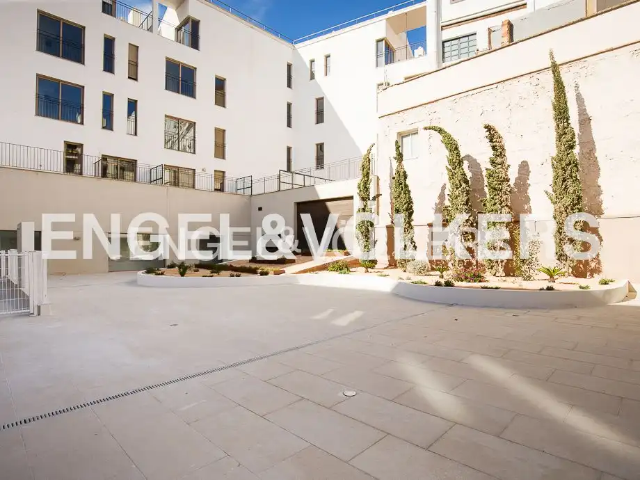 Terraza de Ático en venta en Valencia con Aire acondicionado, Calefacción y Jardín privado