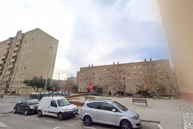 Piso en Venta en Espronceda