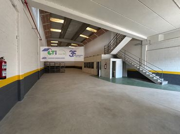 Nave industrielle à vendre à CALLE RETAMA