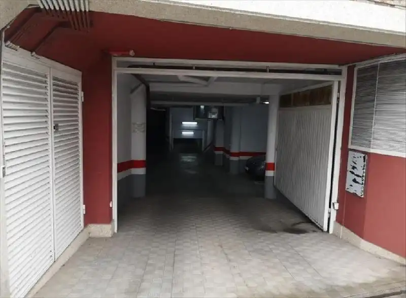 Aparcament en venda a A Malata - Catabois - Ciudad Jardín, imagen 3