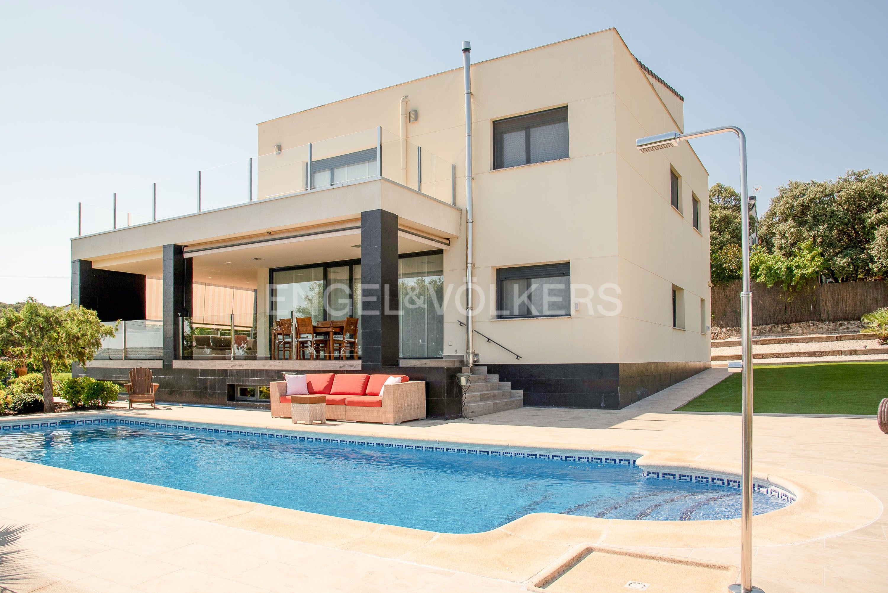 Exterior view of House or chalet for sale in Venturada  with Air Conditioner, Heating and Private garden