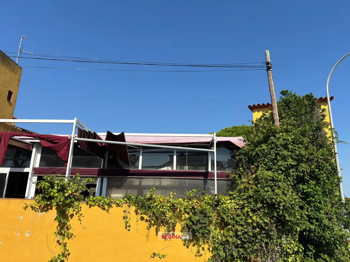 Edificio en venta en L'Escala con Alarma