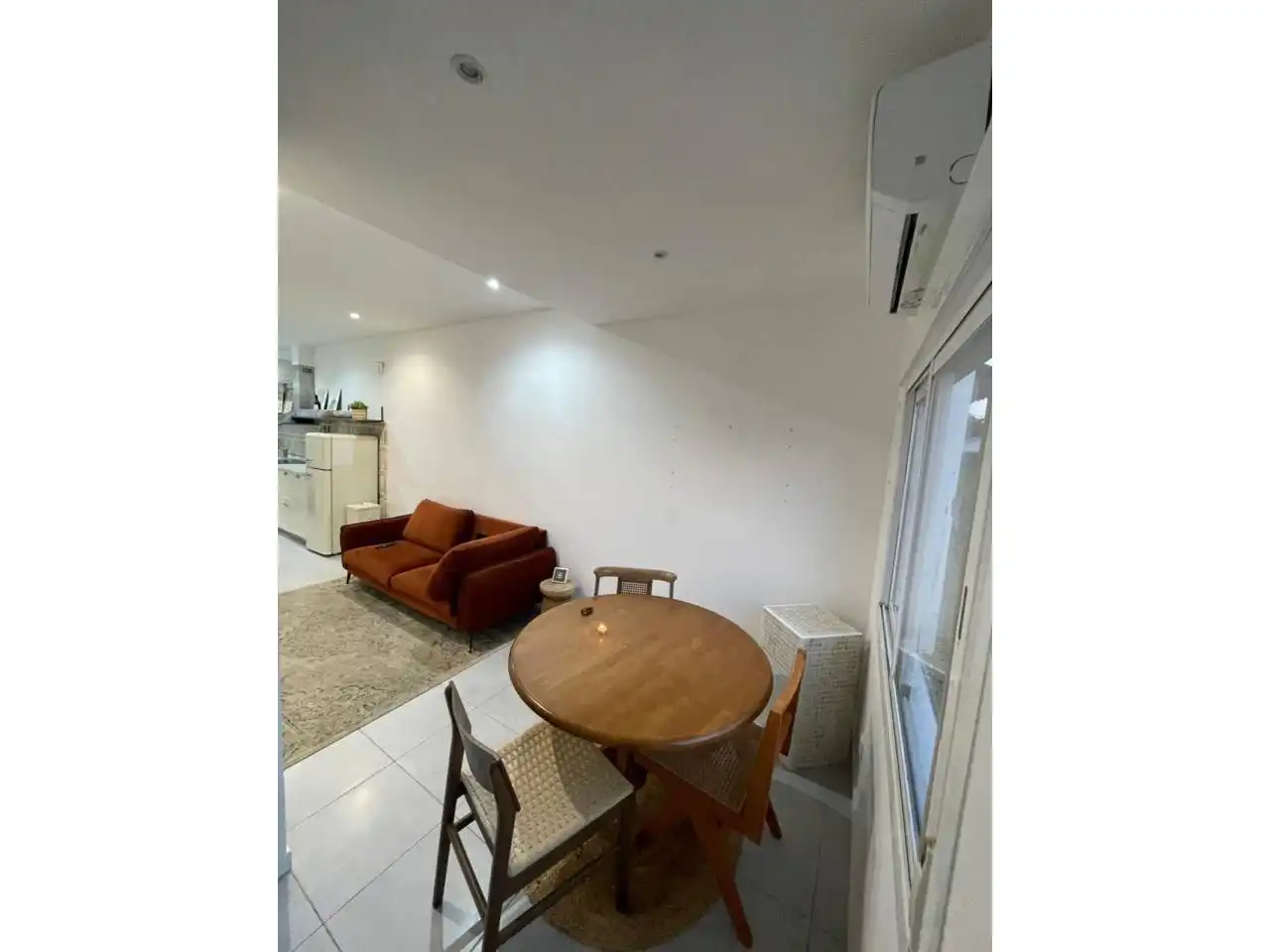 Wohnung zur Miete in Castelldefels mit Klimaanlage, Privatgarten und Terrasse