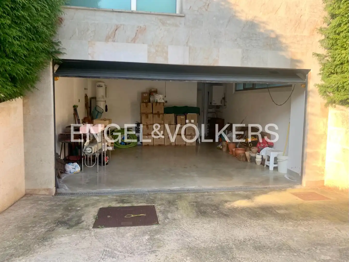Casa o xalet en venda en Santa Cruz de Bezana amb Calefacció, Jardí privat i Parquet