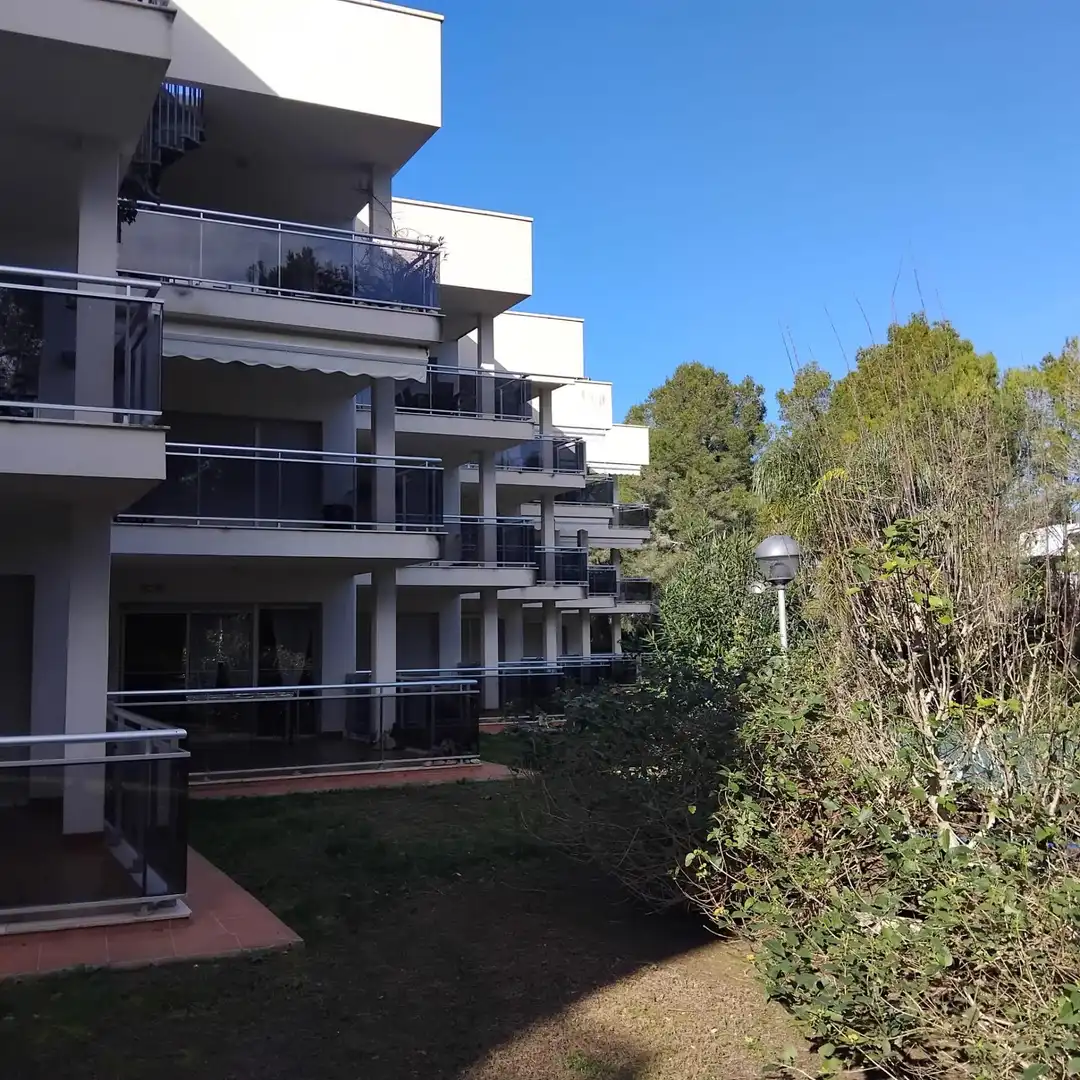 Vista exterior de Ático en venta en L'Ametlla de Mar  con Jardín privado, Terraza y Amueblado