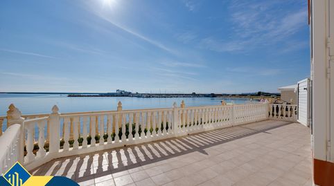 Apartamento con terraza, en la provincia de Alicante, en Torrevieja, zona Playa del Acequión. 4 habitaciones | 108 m² | a 50 metro, imatge 2