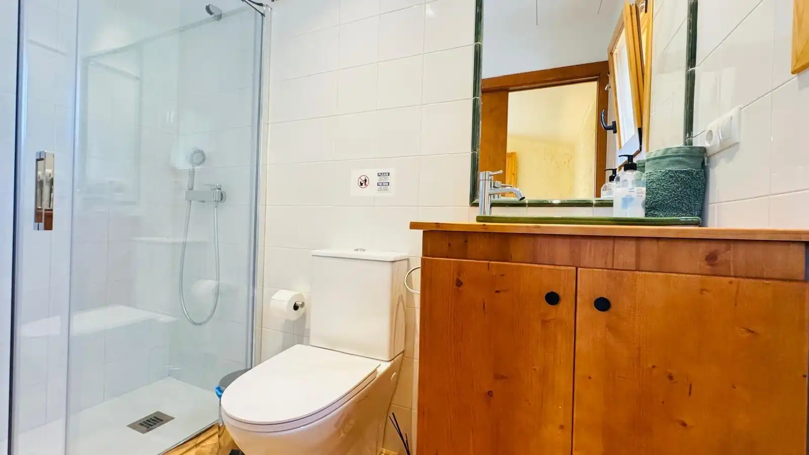 Bathroom of Houses for rent in Sant Martí Sarroca  with Private garden, Terrace and Swimming Pool