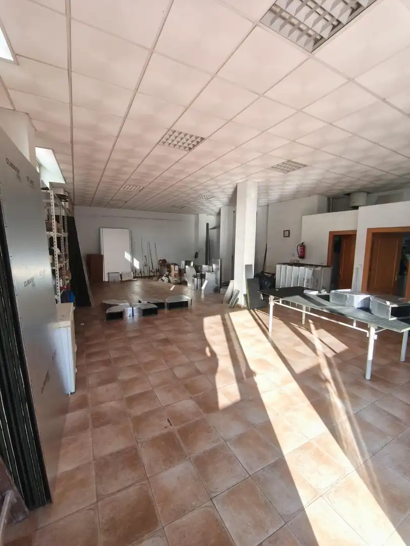 Local comercial en venda a Pedanías Este, imagen 9