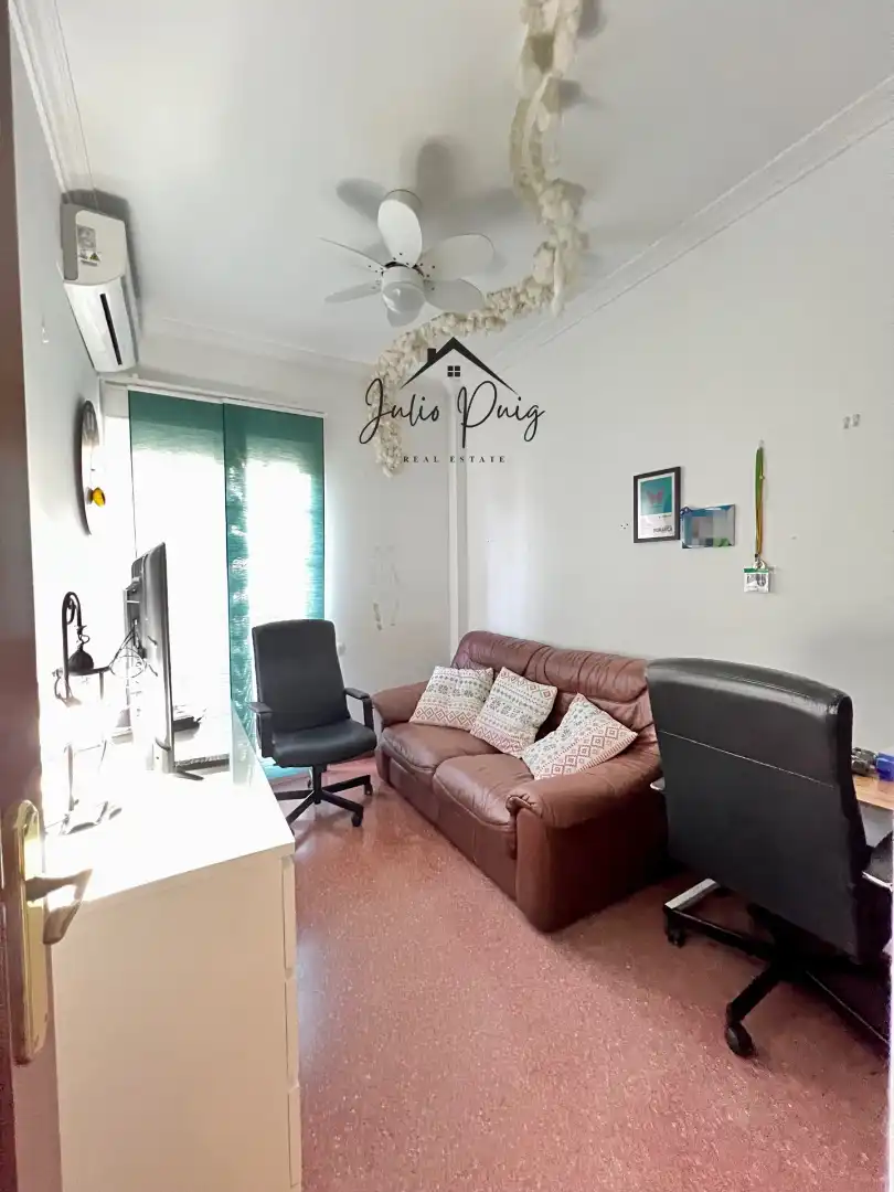 Sala de estar de Casa o chalet en venta en La Puebla del Río con Aire acondicionado, Terraza y Balcón