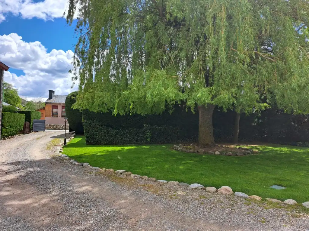 Einfamilien-Reihenhaus zur Miete in N-152, 171, Puigcerdà