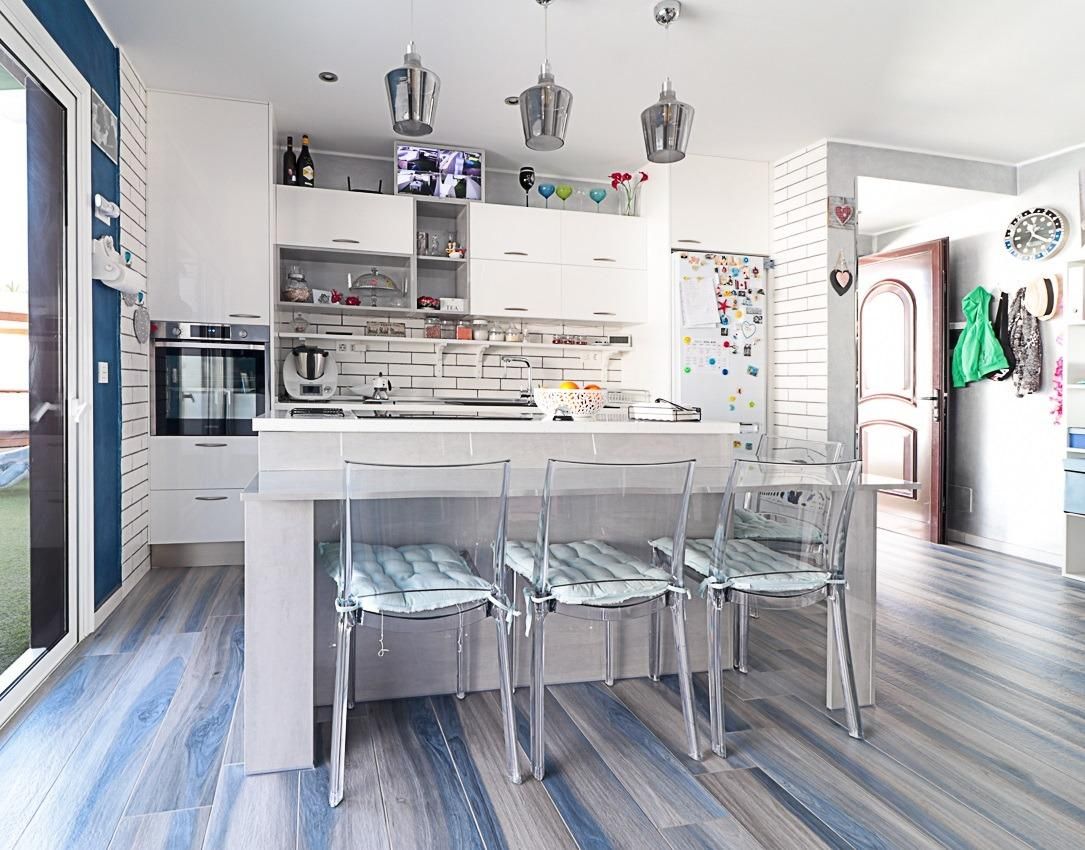 Kitchen of Duplex for sale in San Bartolomé  with Terrace and Storage room