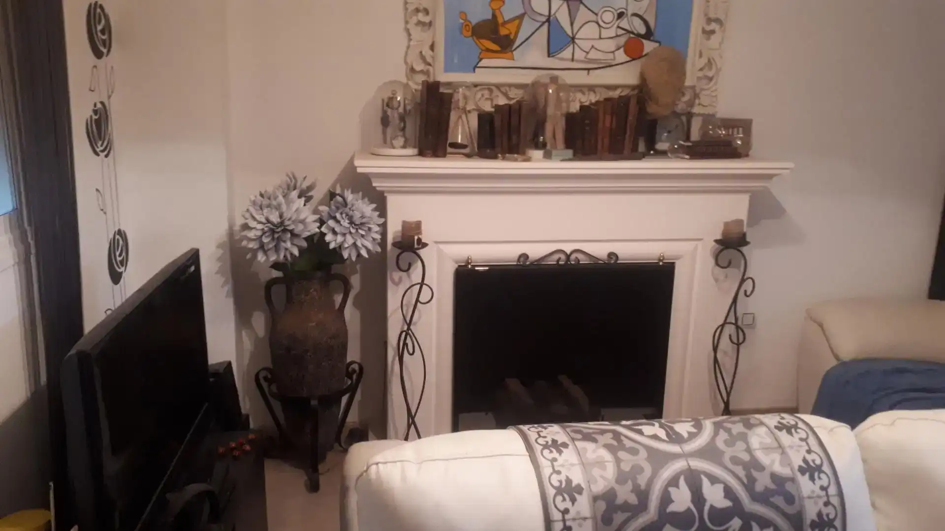 Sala d'estar de Casa adosada en venda en Guadalcázar, Córdoba