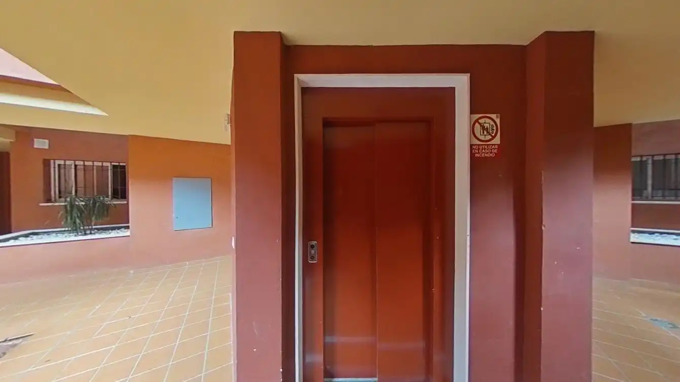 Flat for sale in Marbella  with Storage room and Swimming Pool