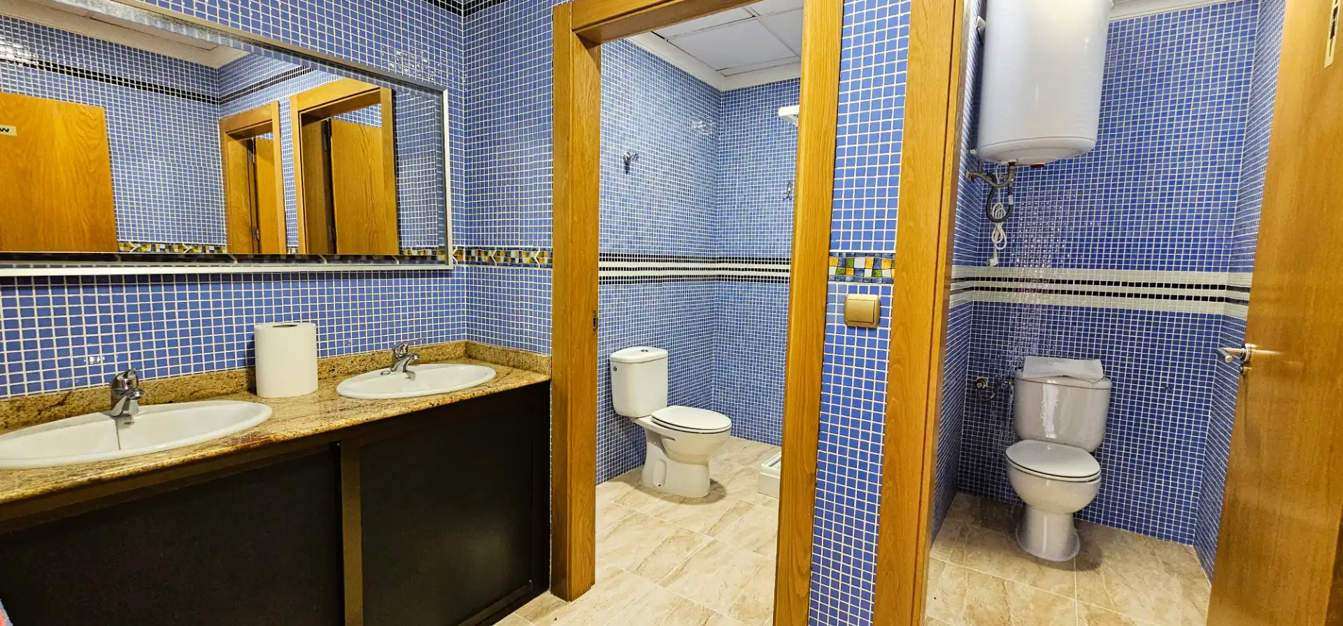 Baño de Planta baja en venta en Alhama de Murcia con Aire acondicionado, Trastero y Internet