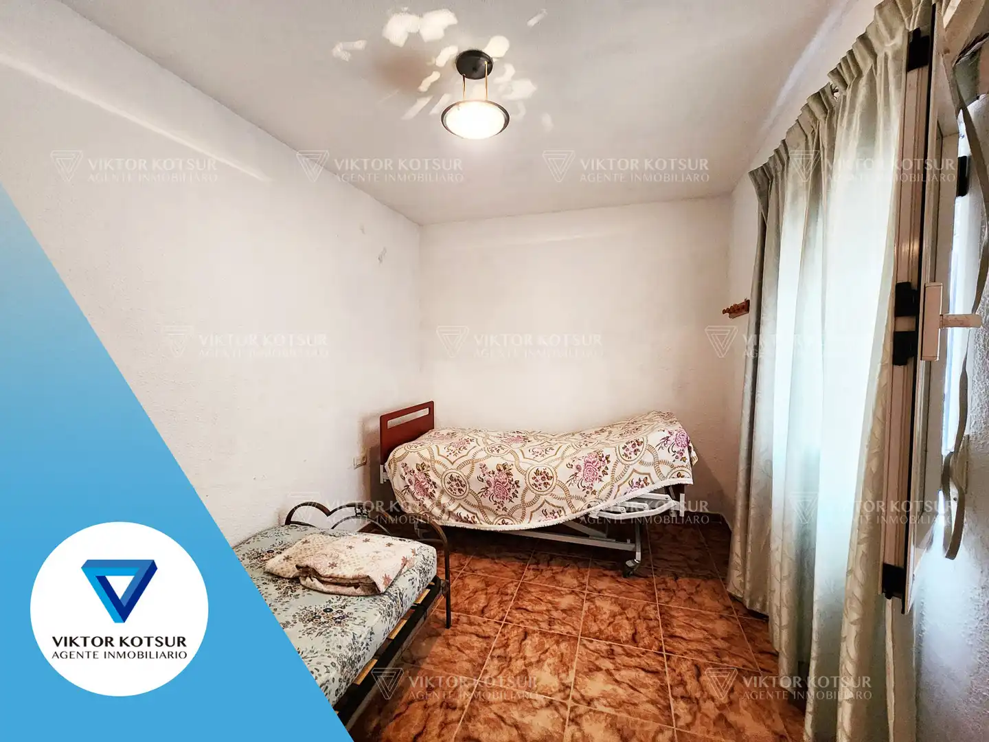 Habitación de Casa adosada en venta en Roquetas de Mar con Aire acondicionado, Terraza y Trastero