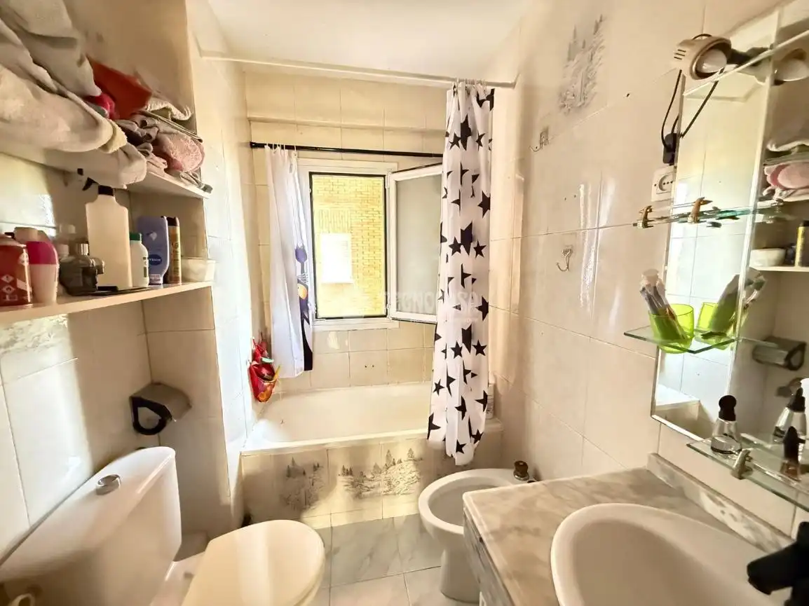 Baño de Piso en venta en Madrid con Aire acondicionado y Calefacción