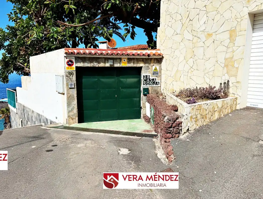Aparcament de Casa o xalet en venda en Tacoronte amb Jardí privat i Piscina