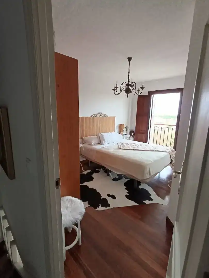 Dormitori de Casa o xalet en venda en Ribamontán al Mar amb Jardí privat, Parquet i Moblat