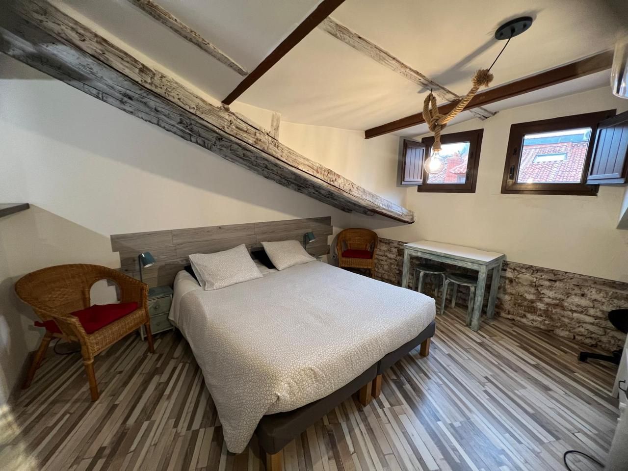 Bedroom of Study to rent in  Madrid Capital  with Air Conditioner, Furnished and Internet