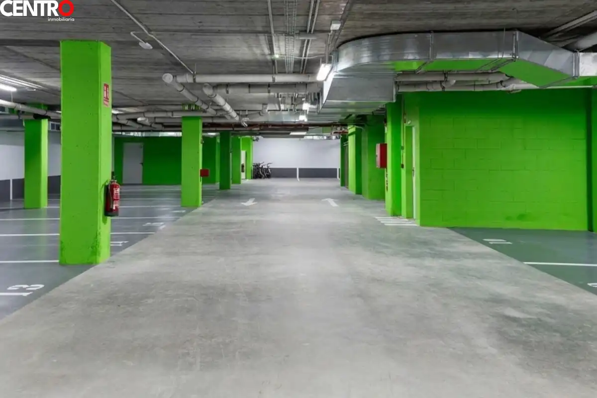 Aparcament de Pis en venda en Albolote amb Aire condicionat, Calefacció i Terrassa