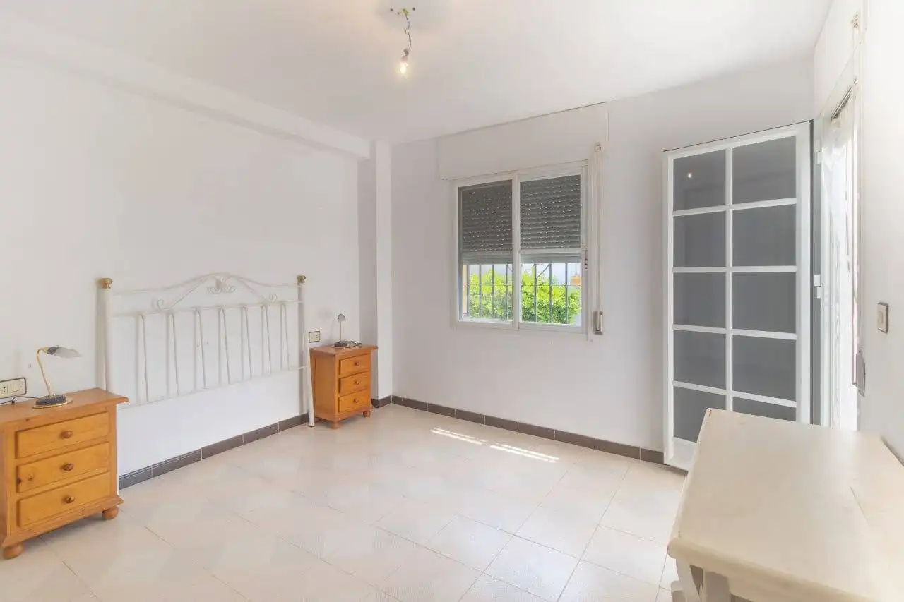 Dormitori de Casa o xalet en venda en Salobreña amb Aire condicionat, Terrassa i Piscina comunitària