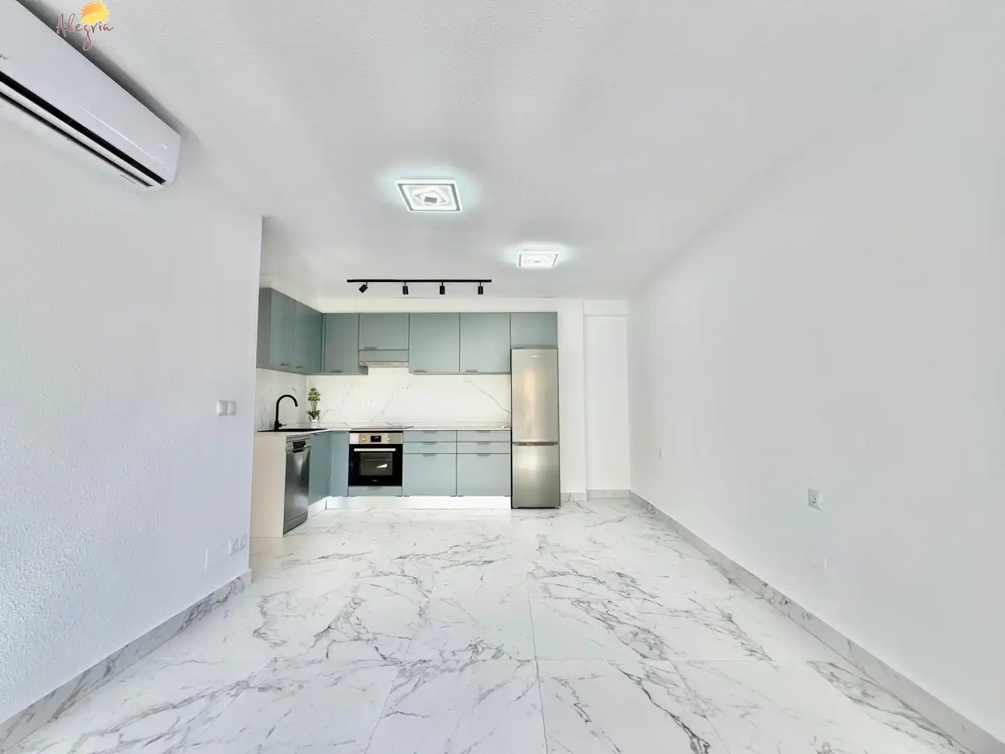 Apartment with terrace for sale in Avenida de don juan de austria, imagen 8