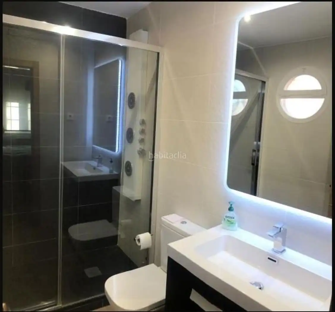 Casa pareada con jardín en venta en Calle los Almendros 63, imagen 6