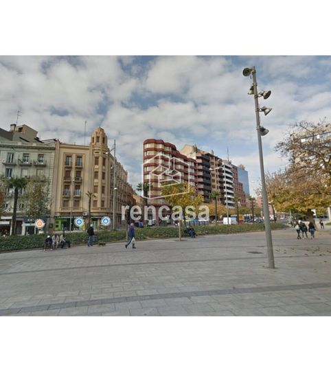 Foto 2 de Edificio en venta en Calle Joan Baget, Instituts - Universitat, Lleida Capital