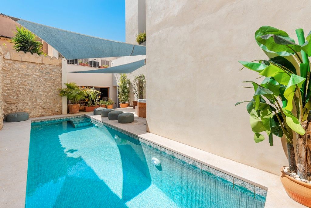 Piscina de Finca rústica en venda en Pollença amb Aire condicionat, Calefacció i Jardí privat