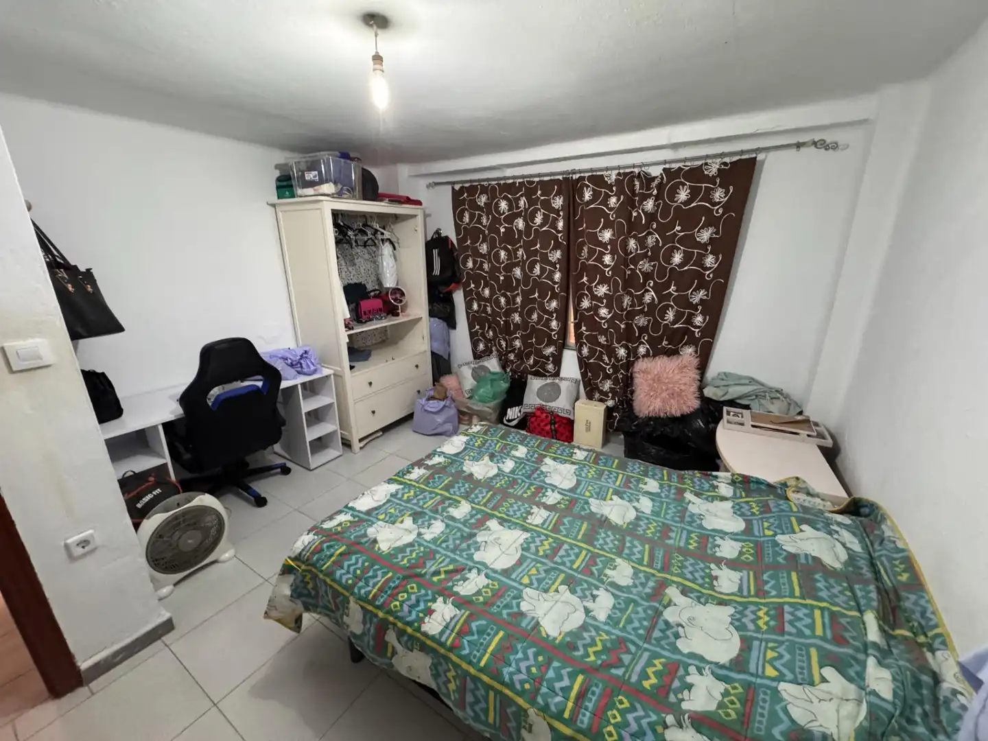 Piso en venta en San Juan de Aznalfarache con Aire acondicionado