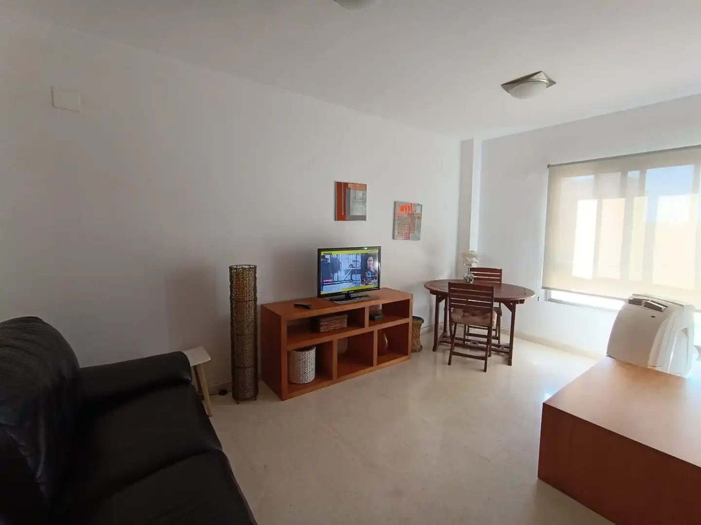 Sala de estar de Apartamento en venta en Villajoyosa / La Vila Joiosa con Amueblado, Balcón y Piscina comunitaria
