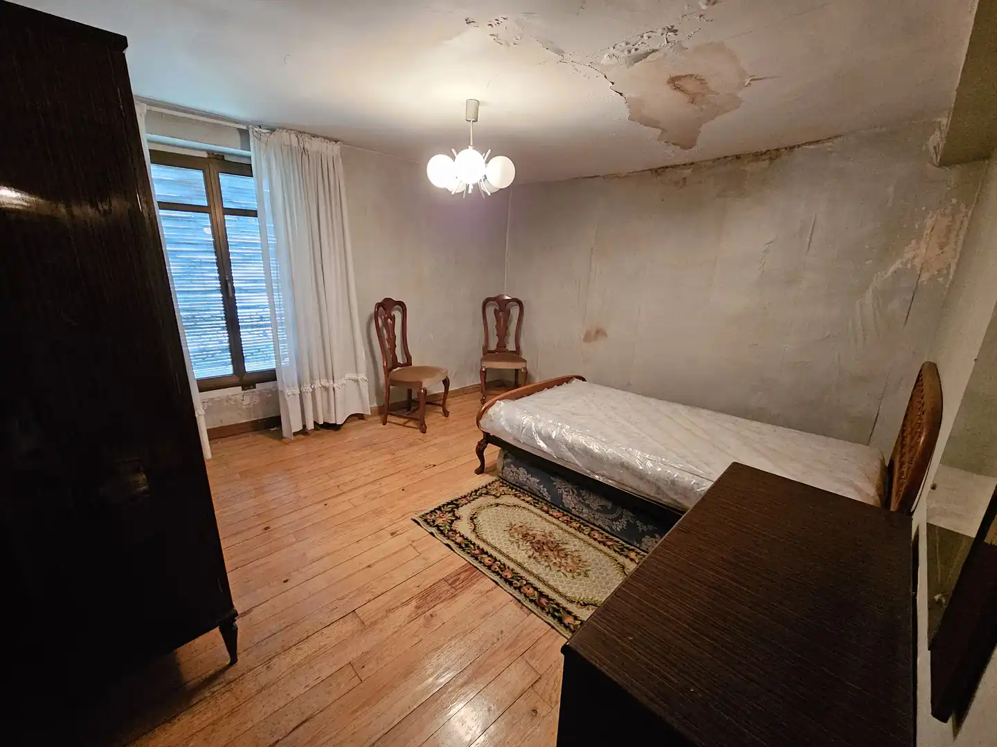Dormitori de Casa adosada en venda en Arraia-Maeztu amb Jardí privat i Moblat