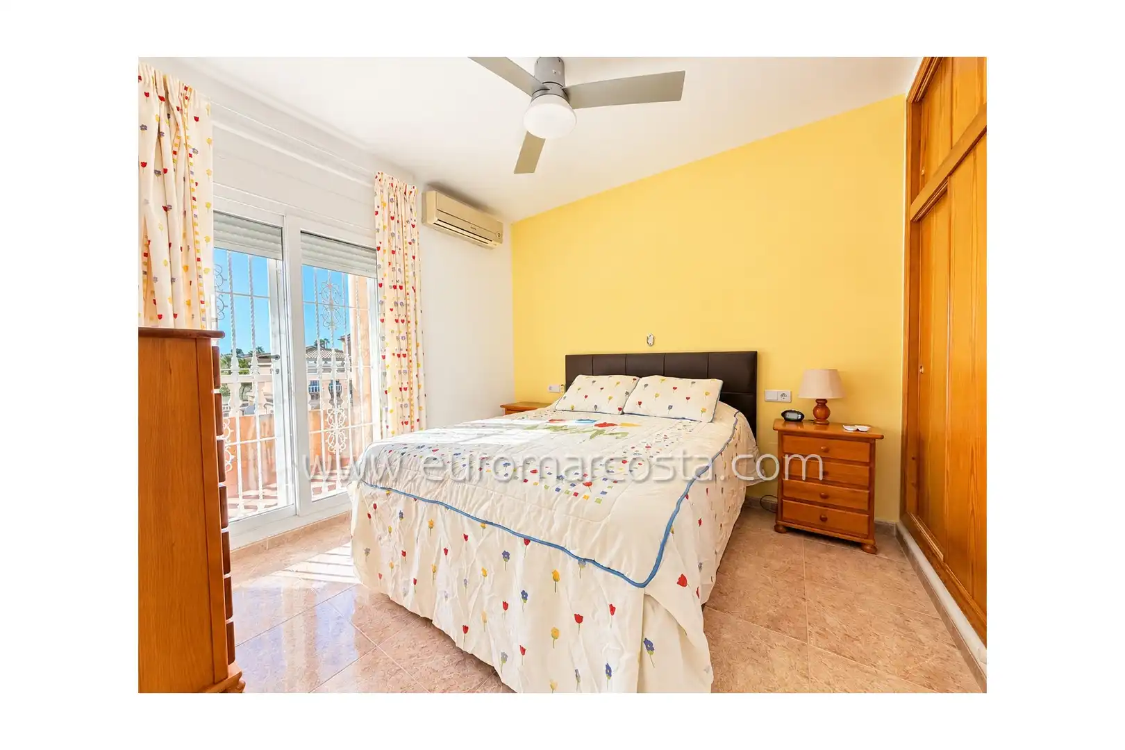 Chalet con piscina en venta en Calle Helsinki, imagen 22