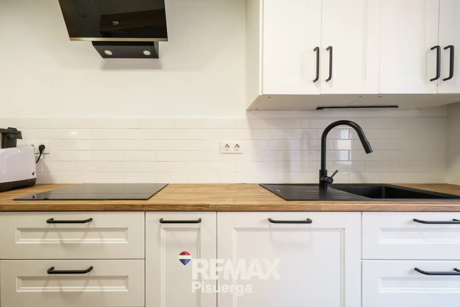 Cocina de Piso en venta en Valladolid con Calefacción, Parquet y Terraza