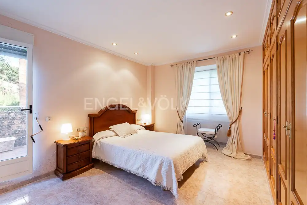 Habitación de Casa o chalet en venta en Puçol con Aire acondicionado, Calefacción y Jardín privado