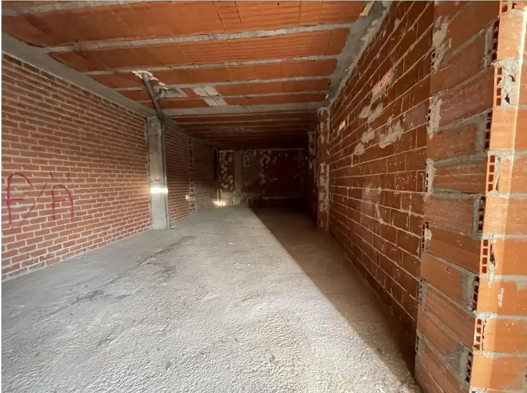 Local en venta en Ávila