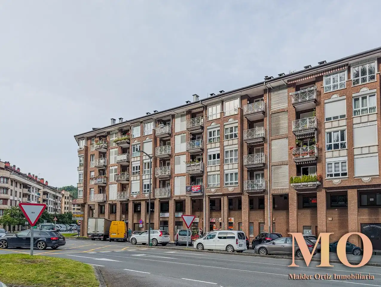 Exterior view of Flat for sale in Bergara  with Heating, Terrace and Storage room