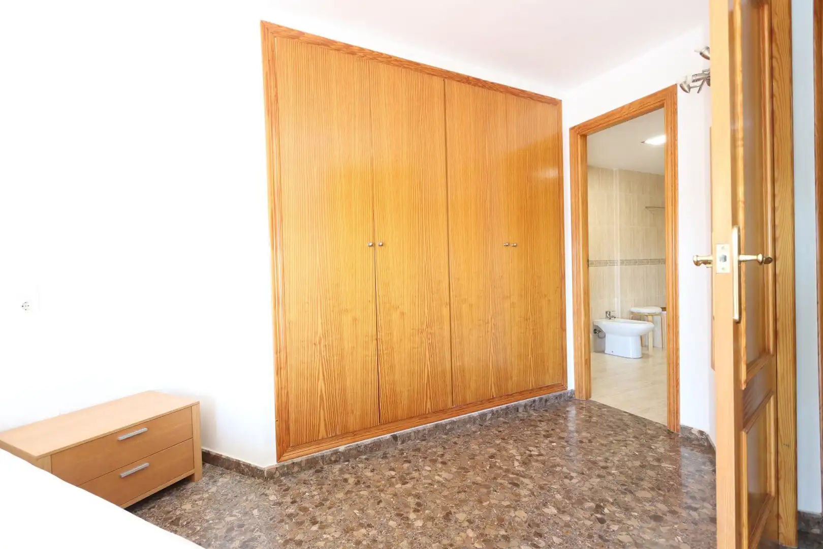 Ático en venta en La Pobla de Vallbona con Calefacción, Terraza y Trastero
